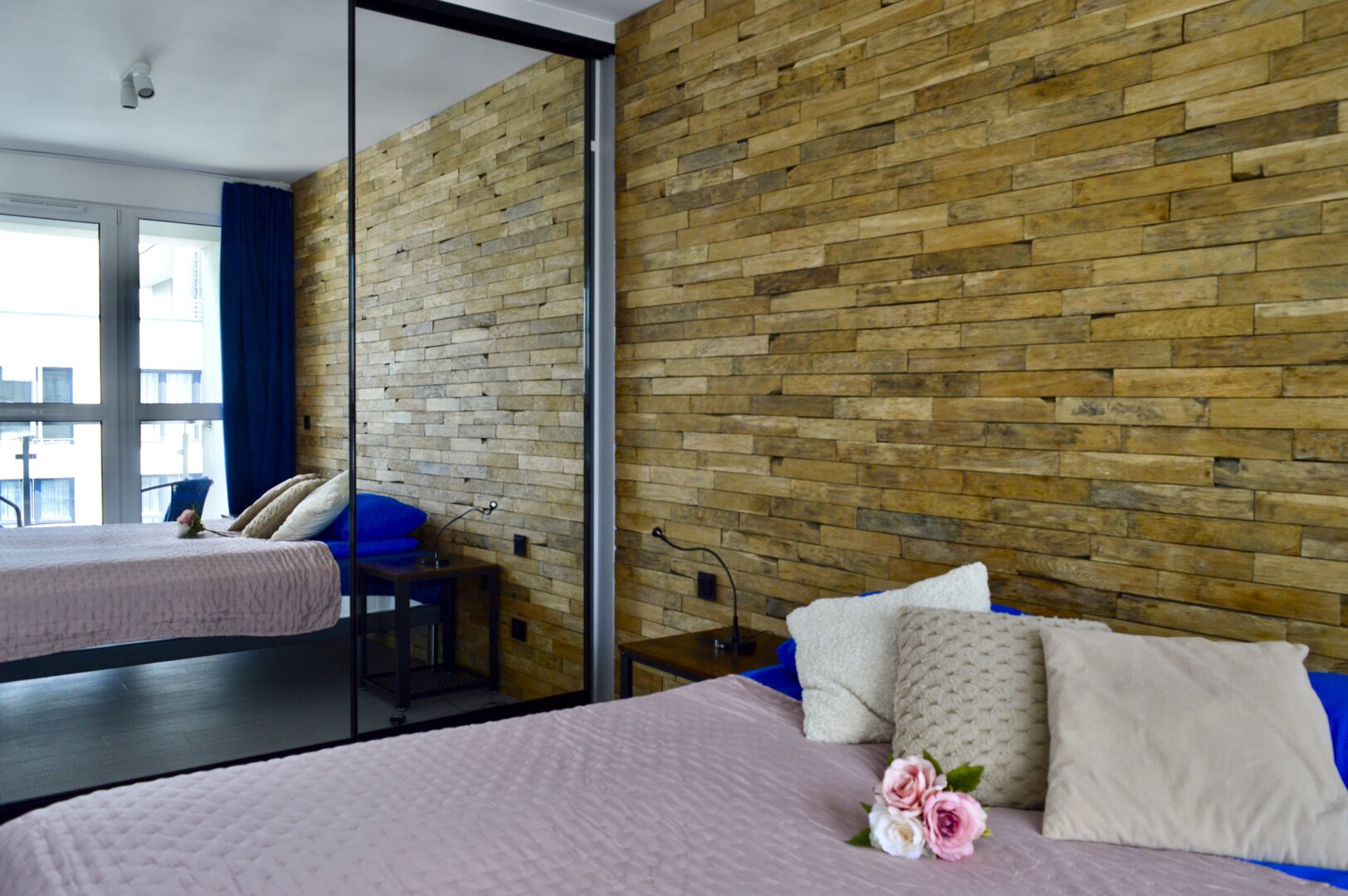 RE JOANNA DURAJ - 20