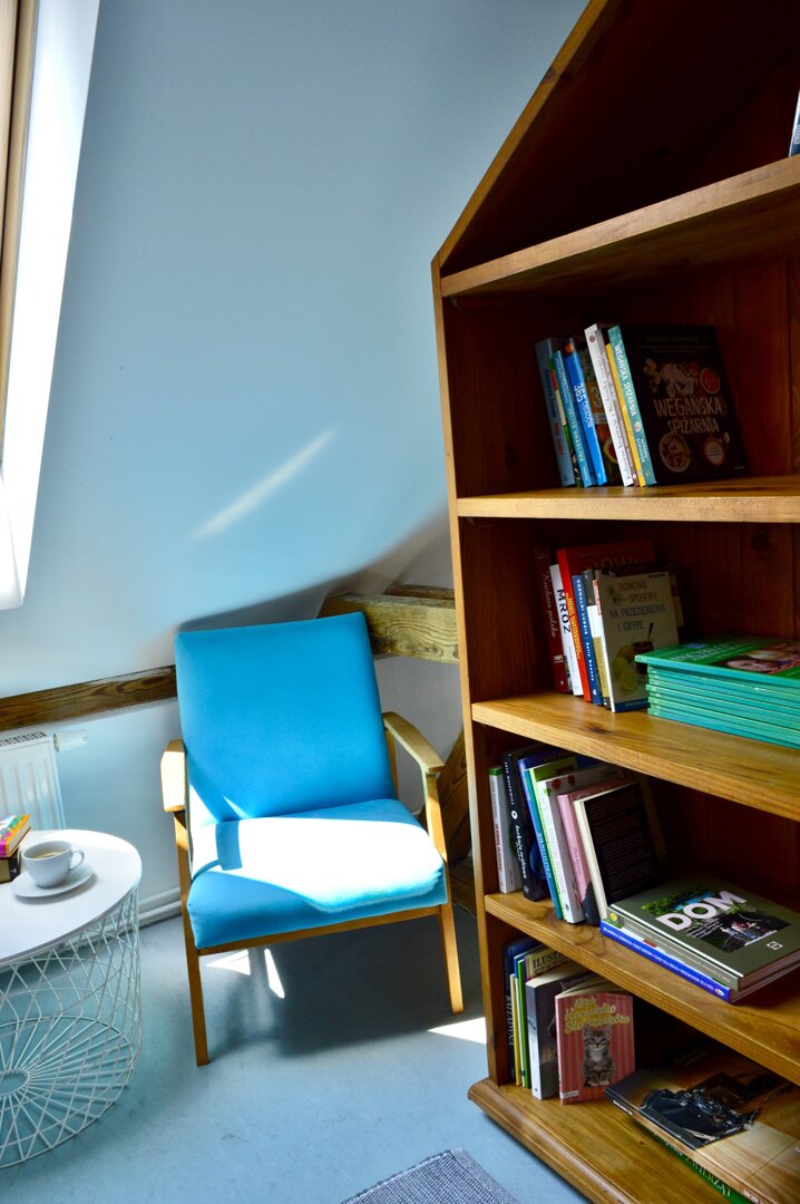 RE JOANNA DURAJ - 34