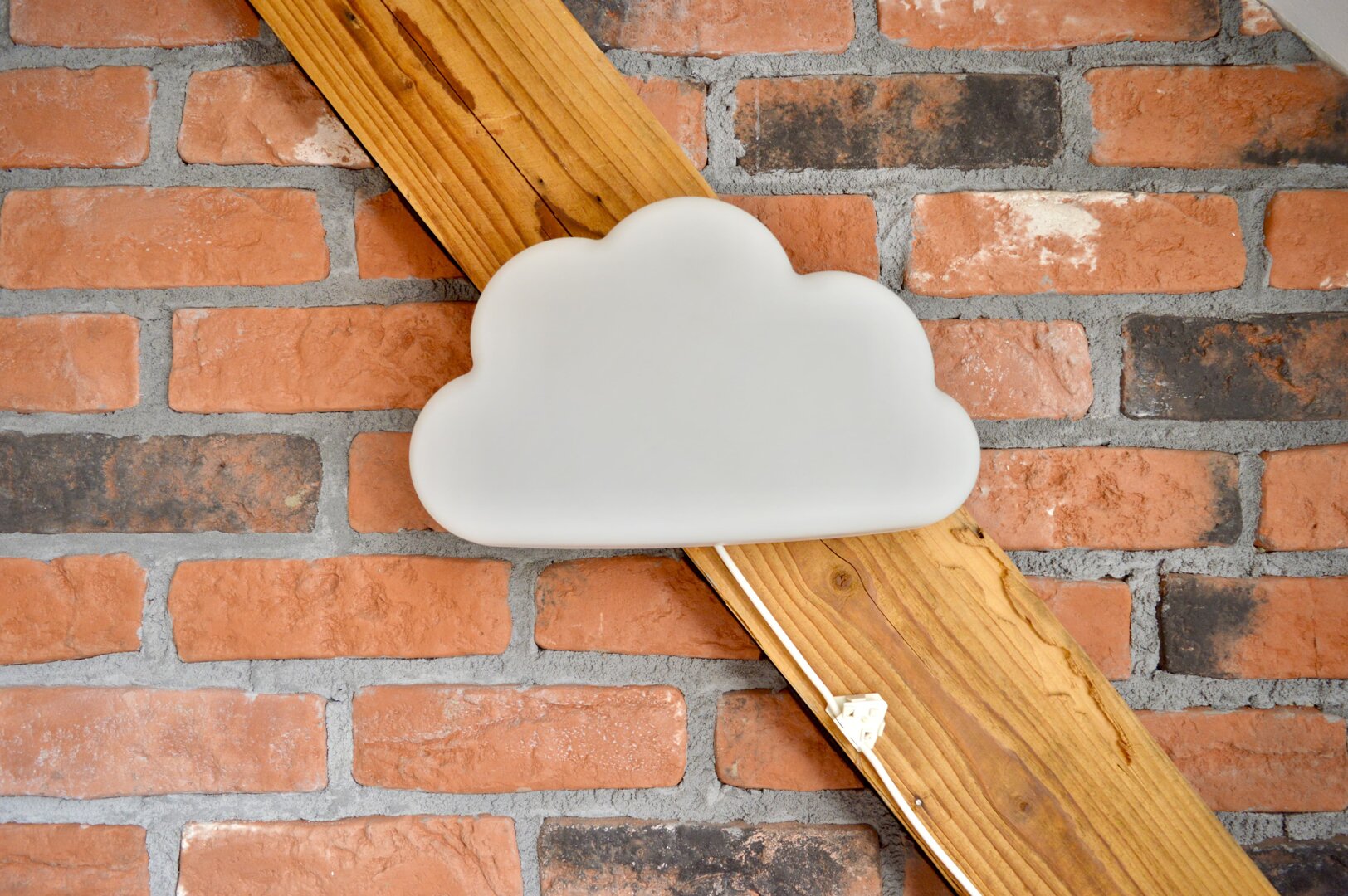 RE JOANNA DURAJ - 38