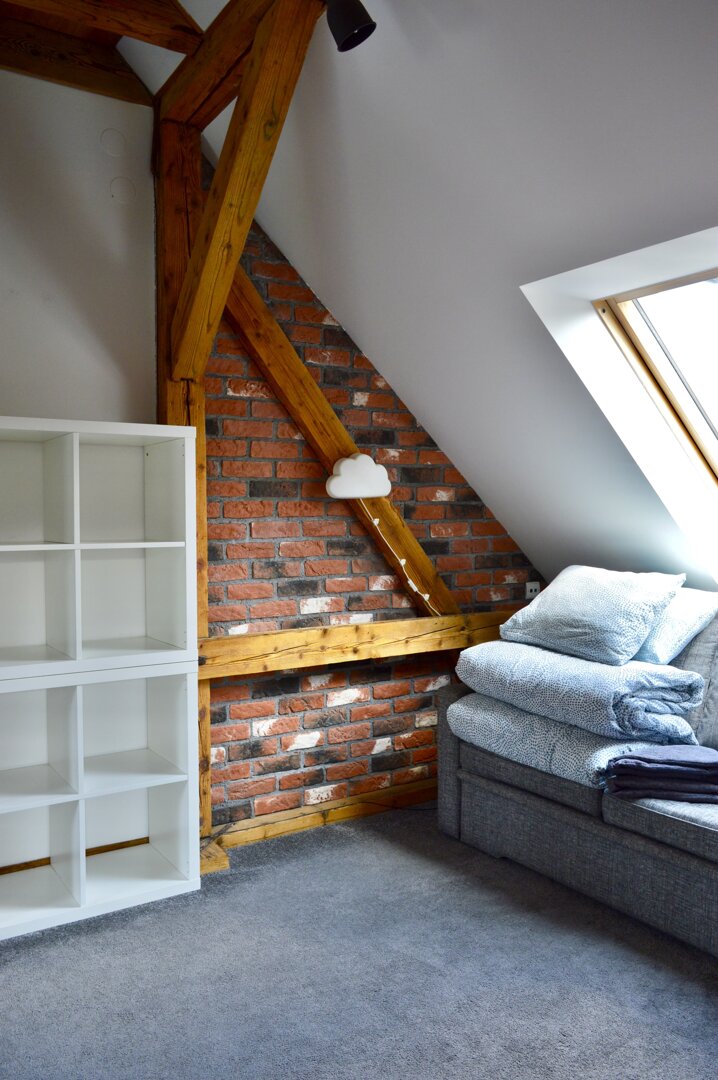 RE JOANNA DURAJ - 44