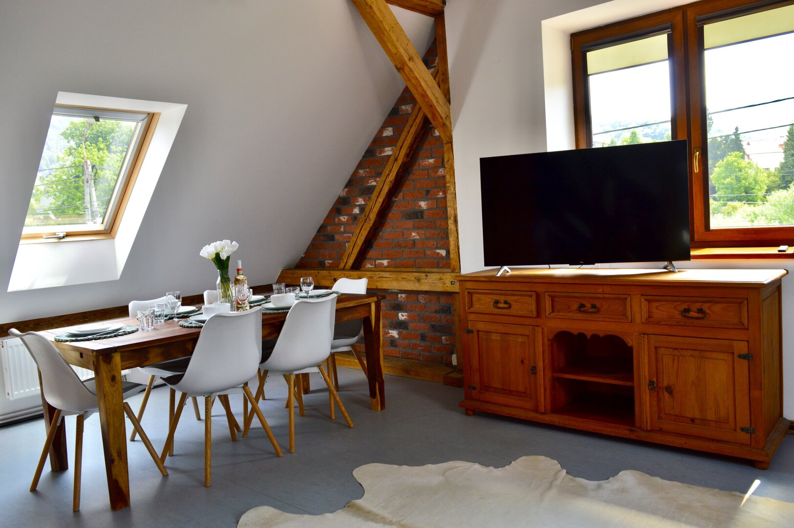 RE JOANNA DURAJ - 45