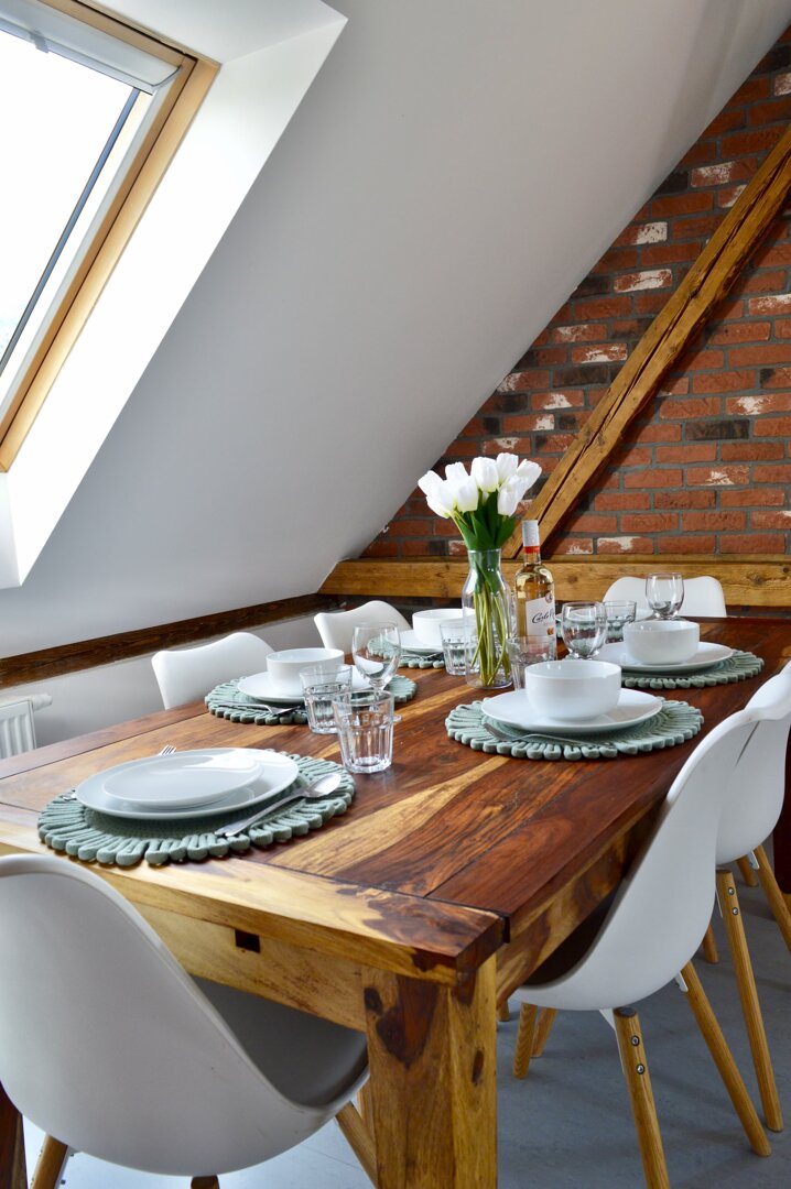 RE JOANNA DURAJ - 59